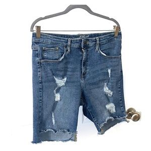 Universal Thread Distress Denim Shorts